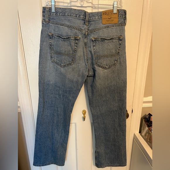 SOLD EUC Hollister Men’s Bootcut Jeans - Picture 2 of 5